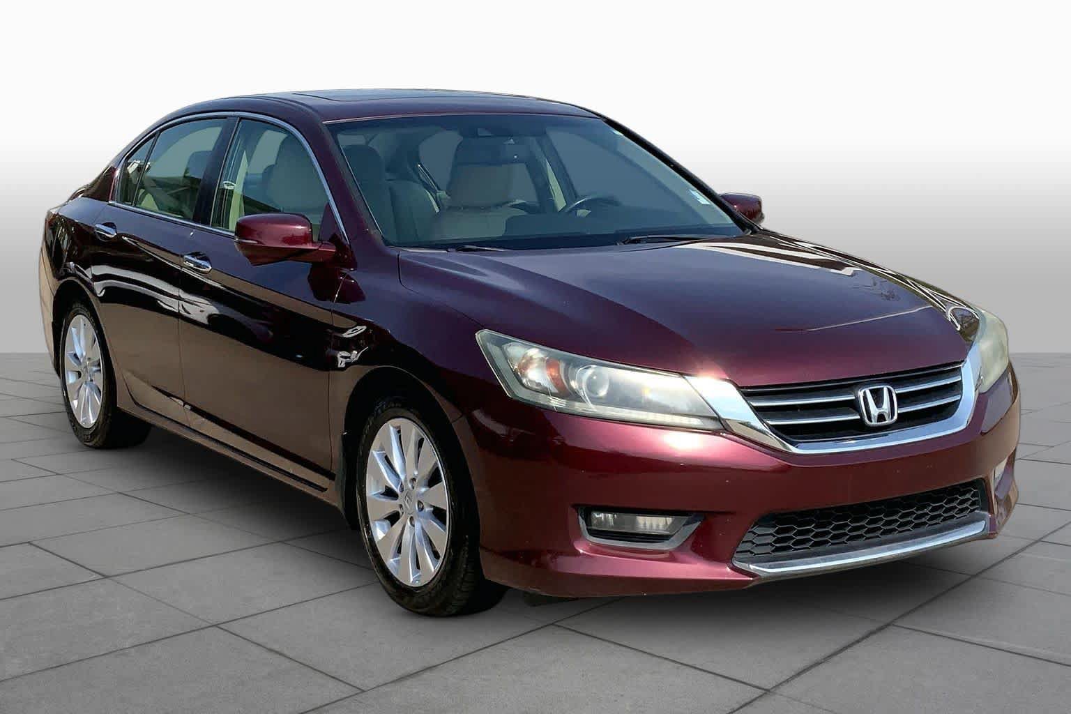 Used 2015 Honda Accord EX-L image 2