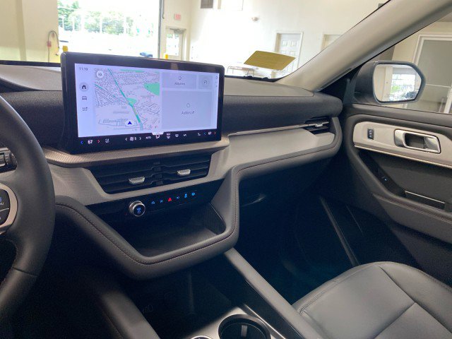 New 2026 Ford Explorer Active w/ Active Comfort Package image 15