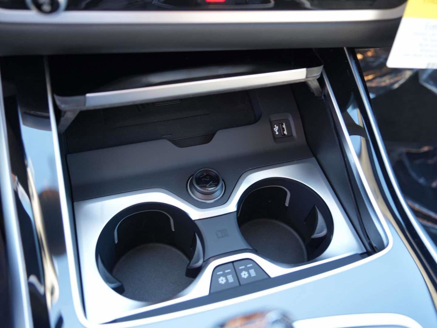 New 2026 BMW ALPINA XB7 image 25