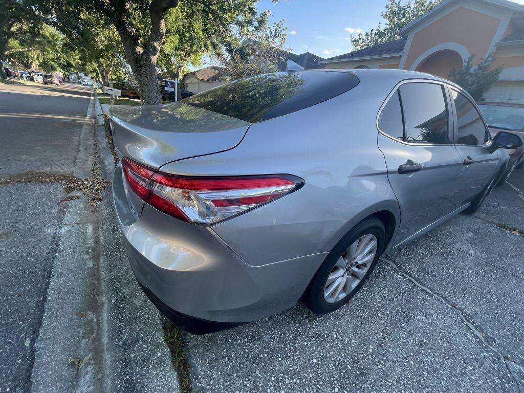 Used 2019 Toyota Camry LE FWD image 15