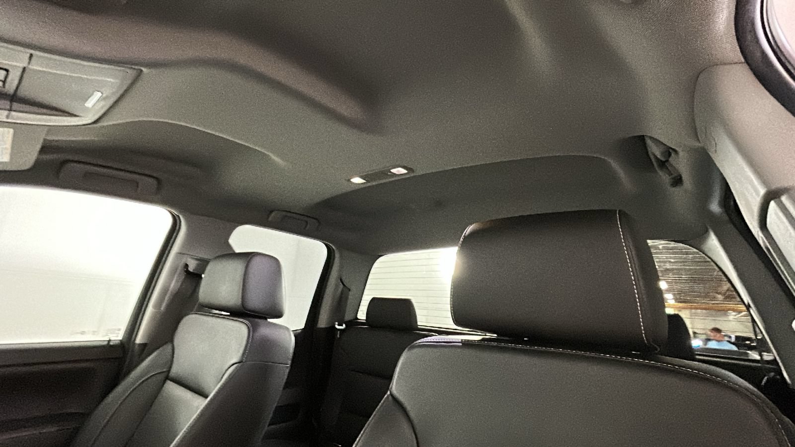 Used 2018 Chevrolet Silverado 1500 LT w/ Redline Edition AWD/4WD image 16