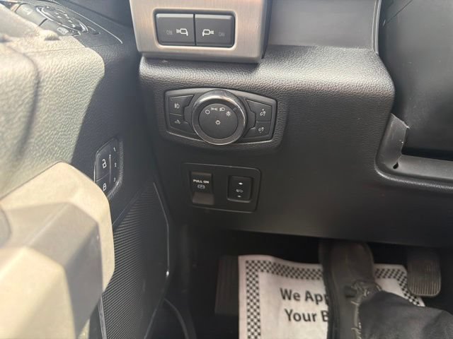Used 2018 Ford F150 Platinum AWD/4WD image 31