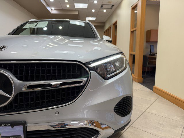 Certified 2024 Mercedes-Benz GLC 300 image 26