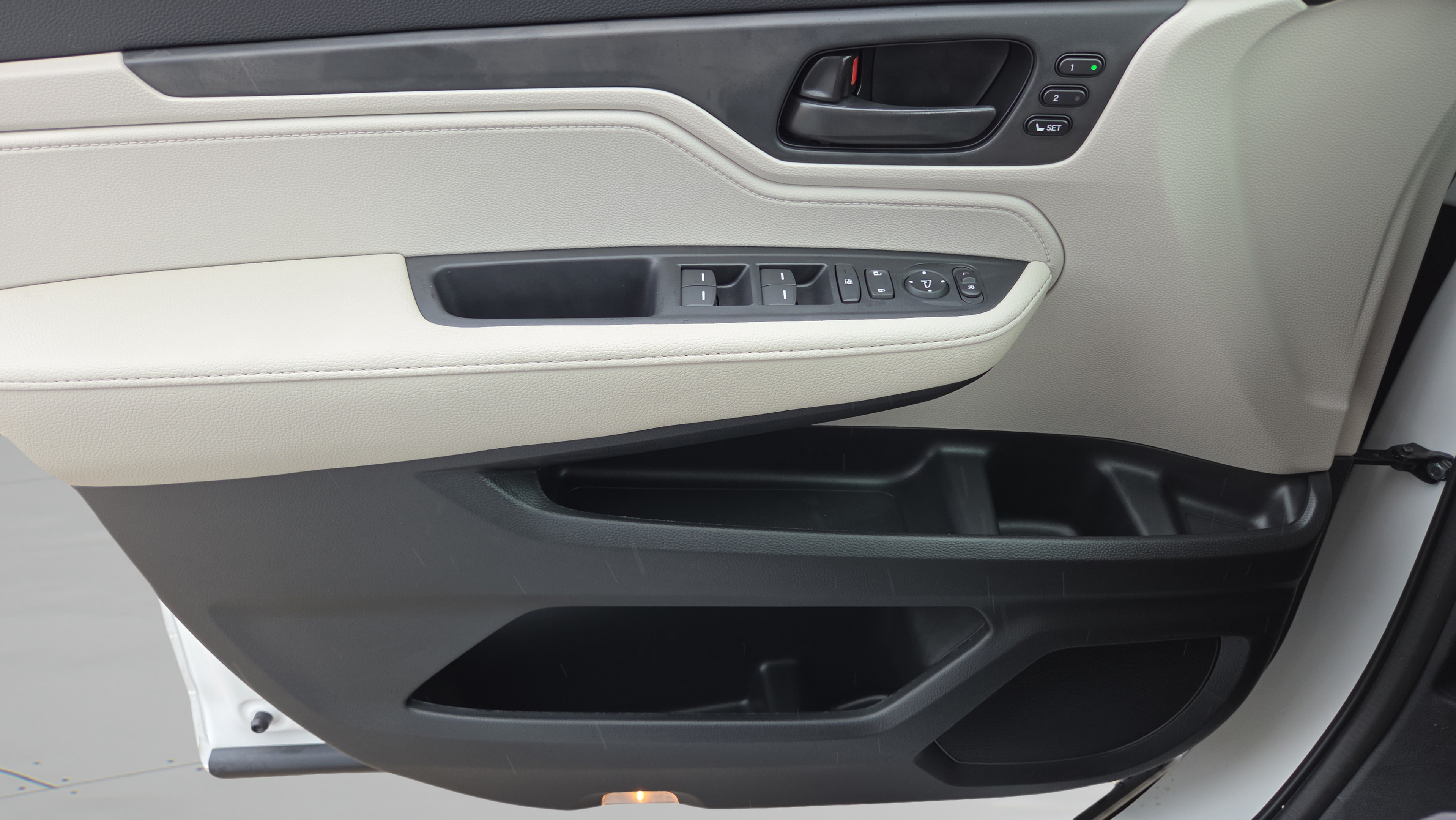 New 2026 Honda Odyssey EX-L image 32