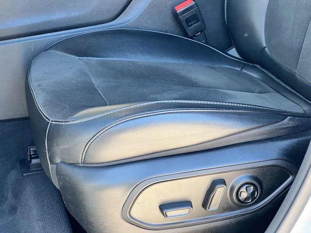 Used 2023 Jeep Grand Cherokee L Laredo image 37