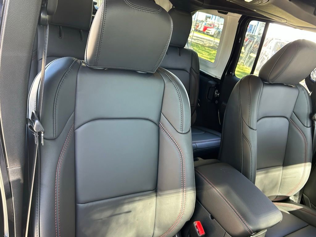 New 2026 Jeep Wrangler Unlimited Rubicon 392 image 36