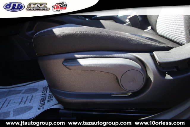 Used 2022 Hyundai Kona SE AWD/4WD image 12