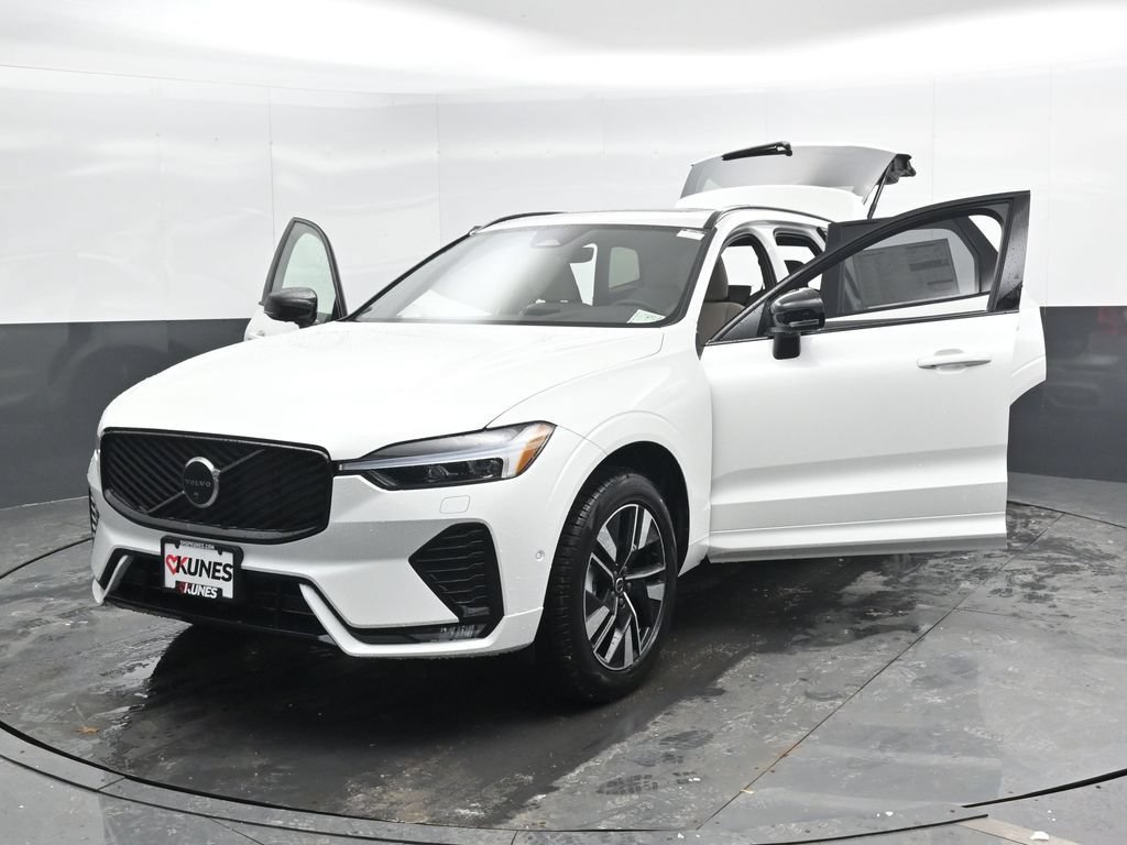 New 2026 Volvo XC60 B5 Plus w/ Protection Package Premier AWD/4WD image 45