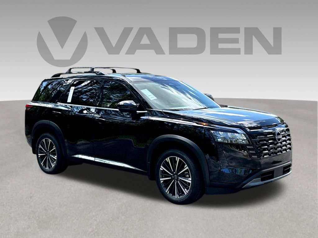 New 2026 Nissan Pathfinder Platinum FWD image 1