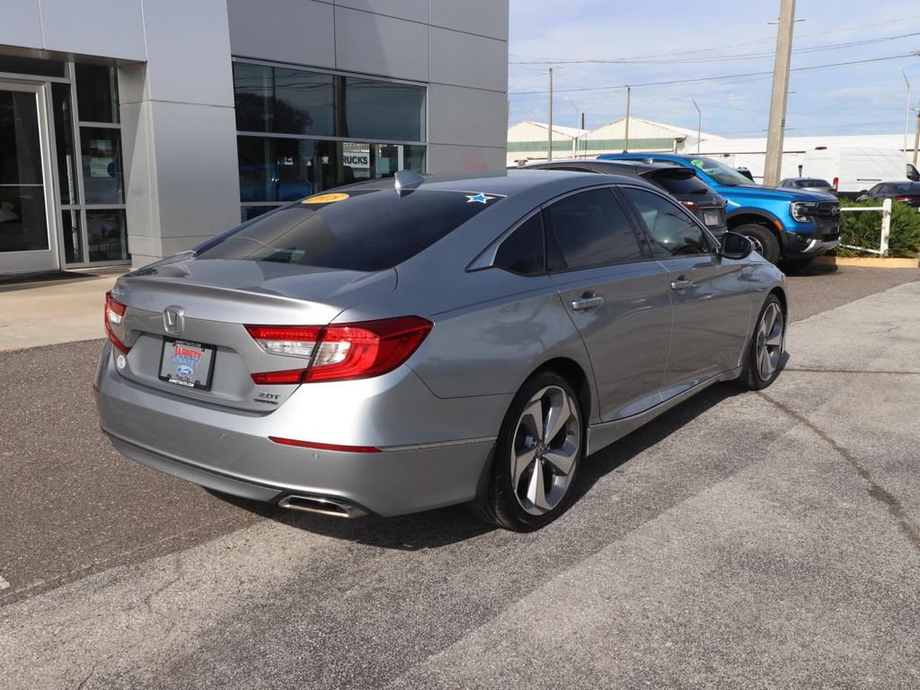 Used 2018 Honda Accord Touring image 13