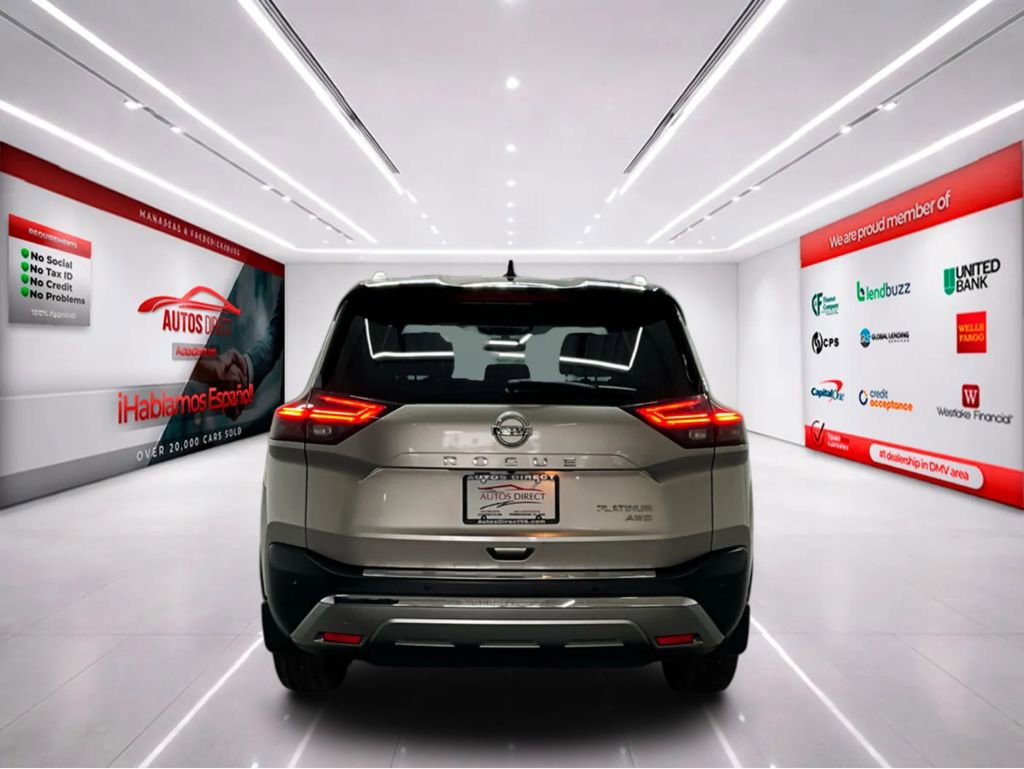 Used 2021 Nissan Rogue Platinum image 6