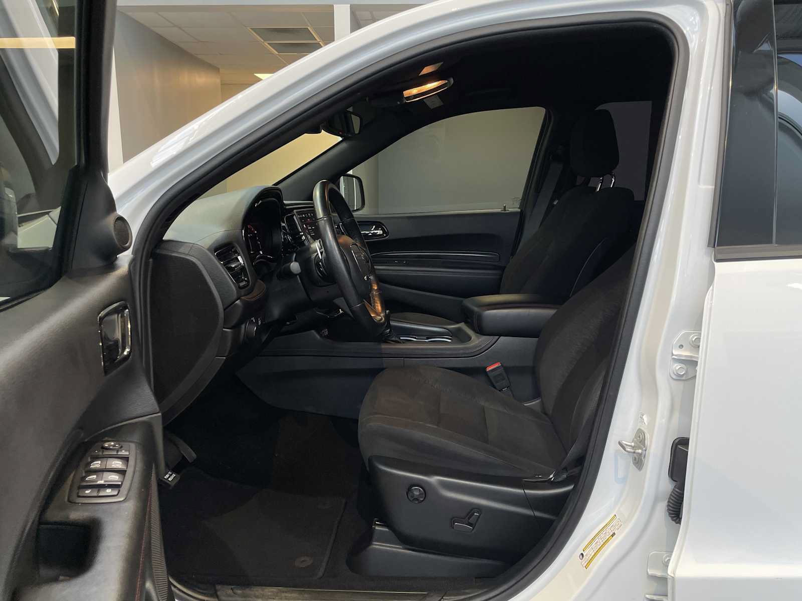 Used 2025 Dodge Durango GT RWD image 16