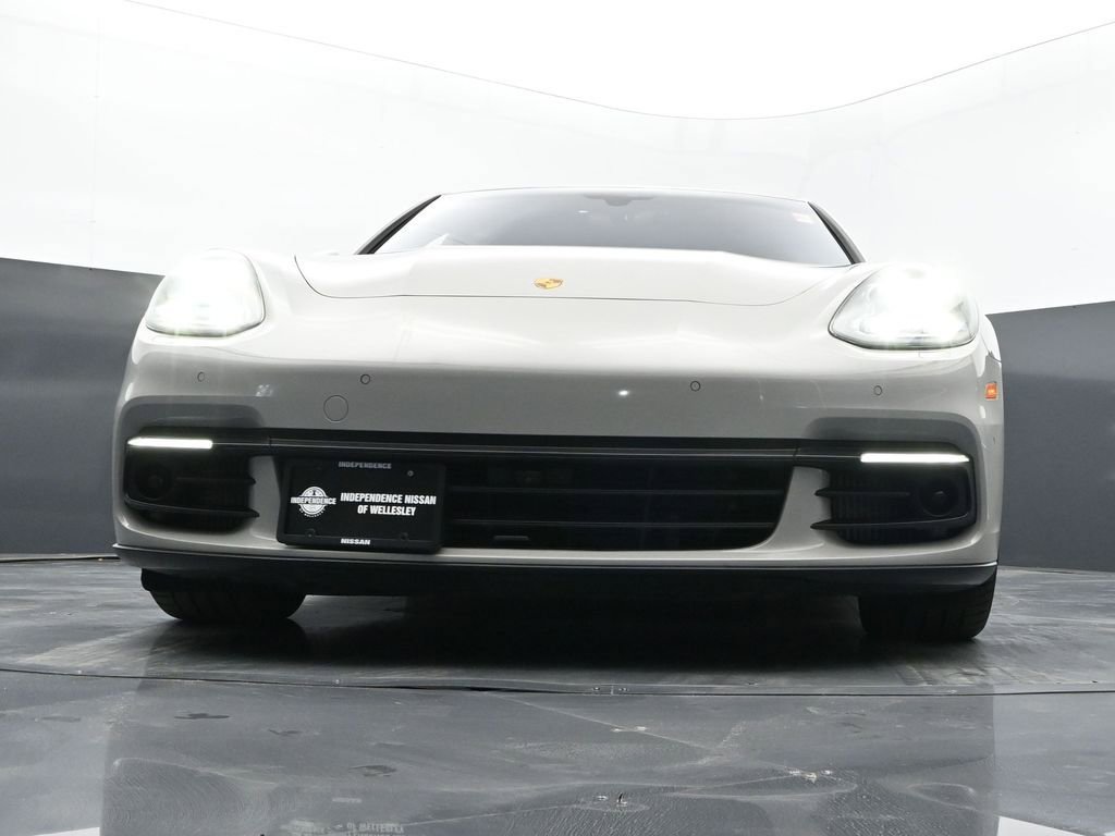 Used 2020 Porsche Panamera 4 image 65