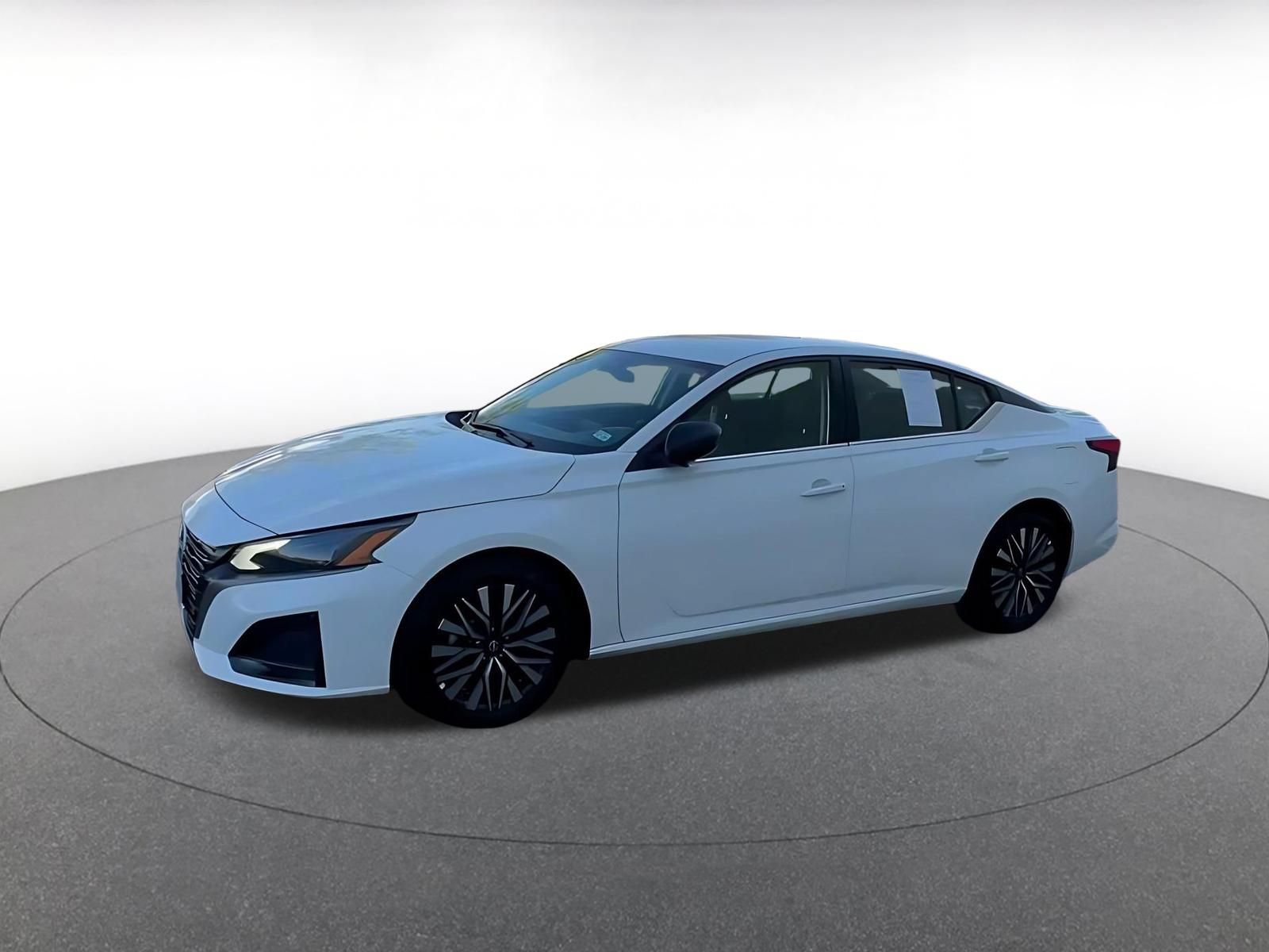 Used 2026 Nissan Altima 2.5 SV FWD image 8
