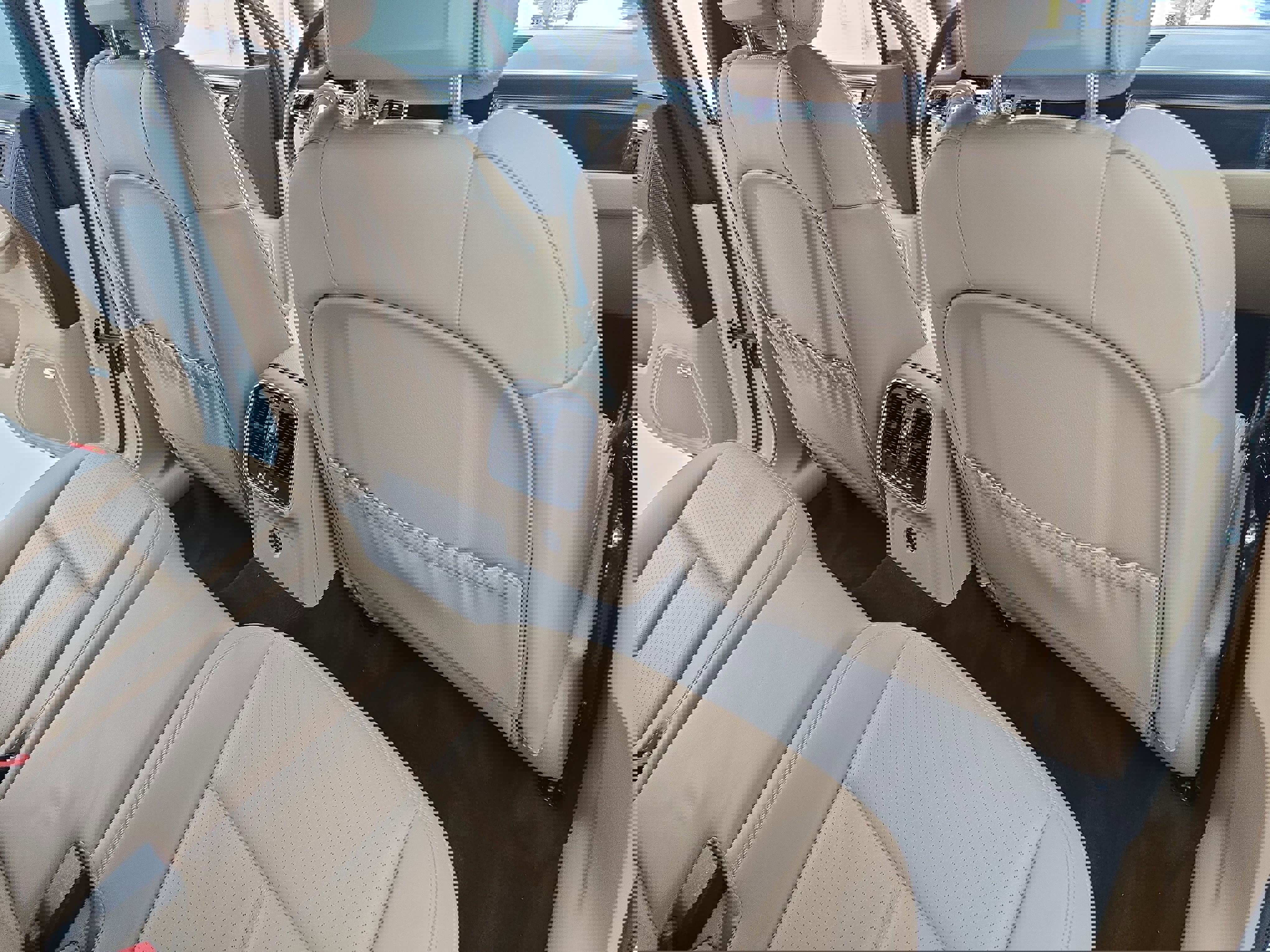 Used 2019 Porsche Macan image 11