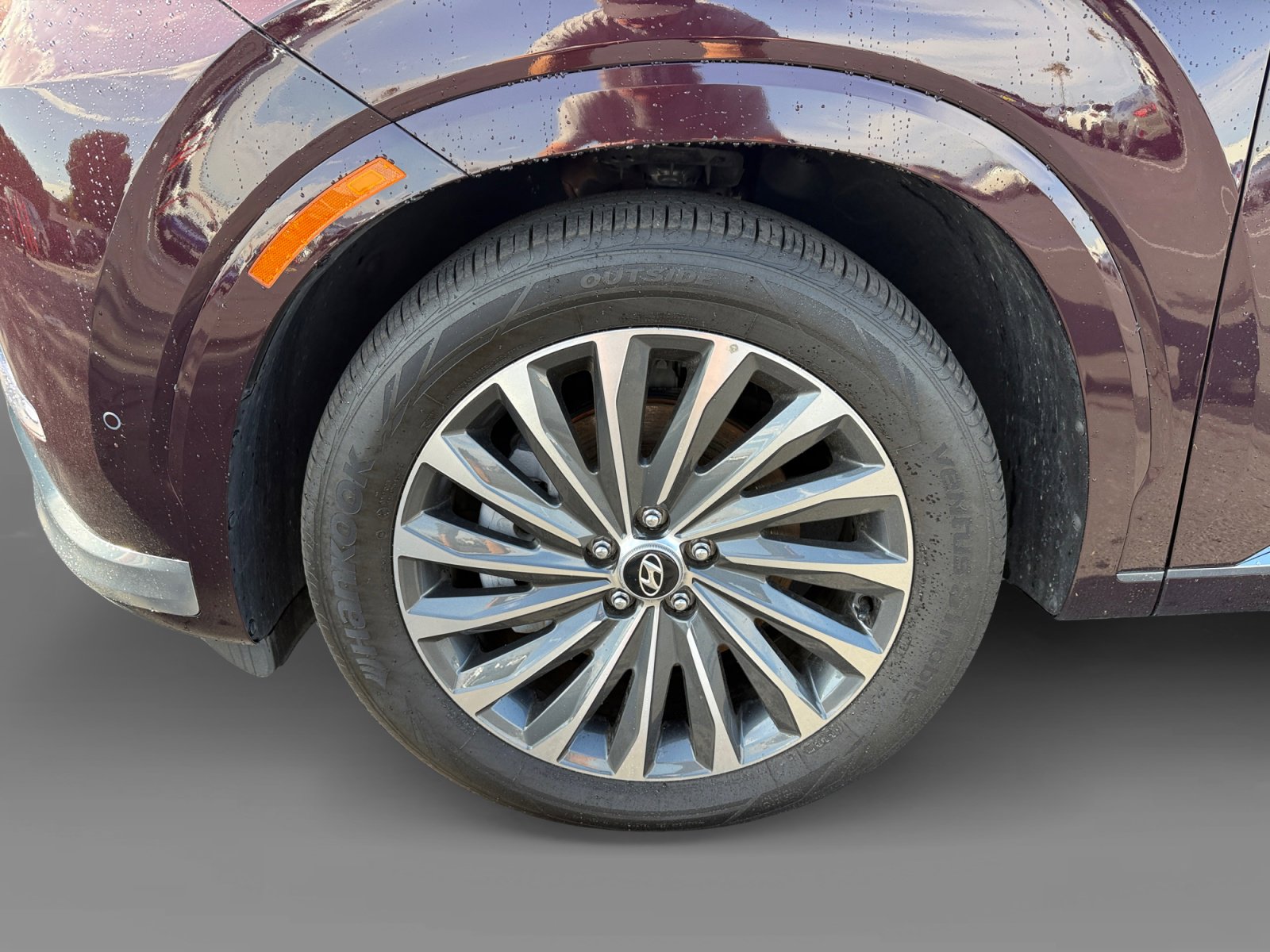 Used 2024 Hyundai Palisade Calligraphy image 9