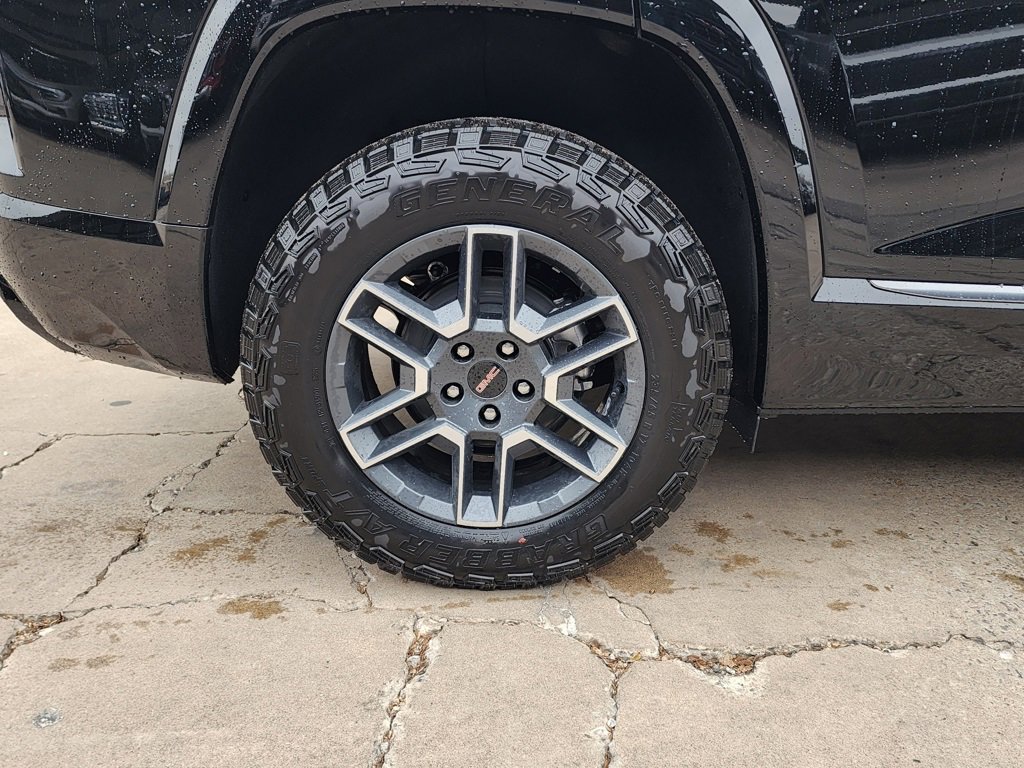 New 2026 GMC Terrain AT4 w/ Convenience Package III image 54