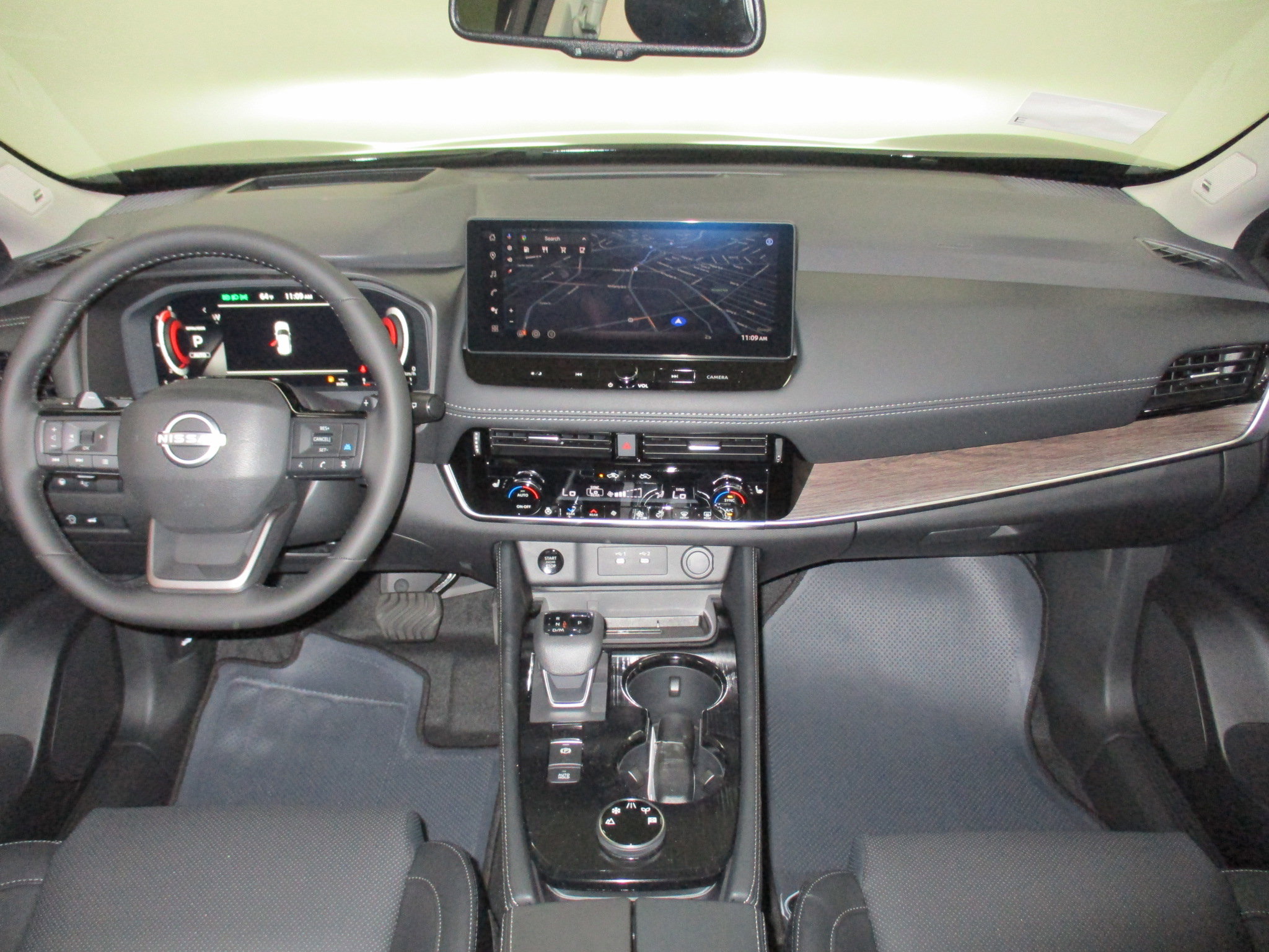 New 2026 Nissan Rogue Platinum w/ Platinum Premium Package image 33