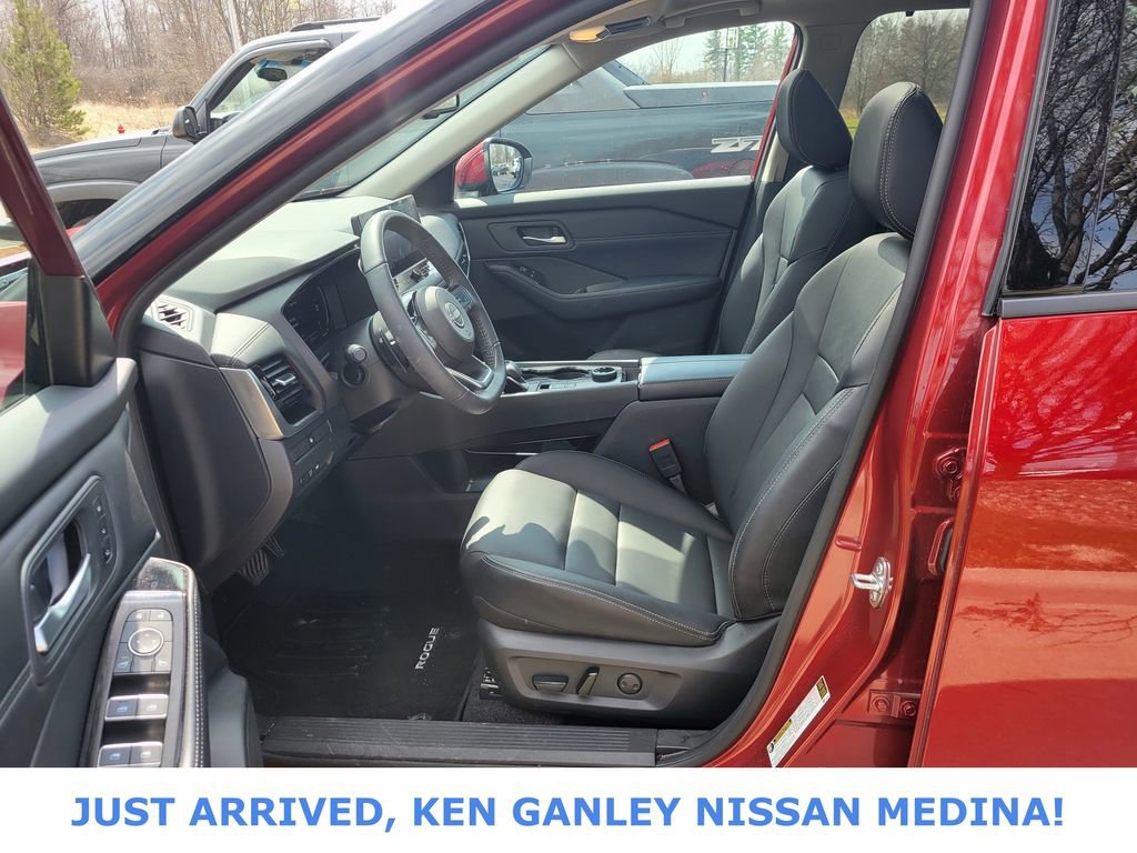 Certified 2024 Nissan Rogue SL w/ SL Premium Package image 14