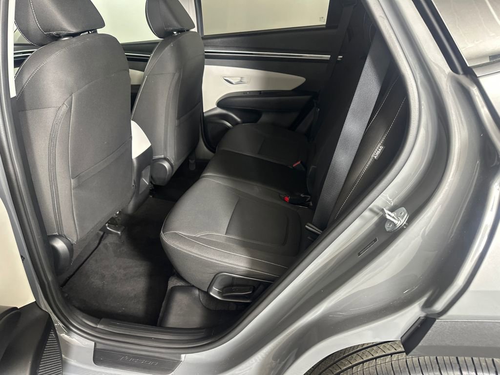 Used 2024 Hyundai Tucson SE image 20