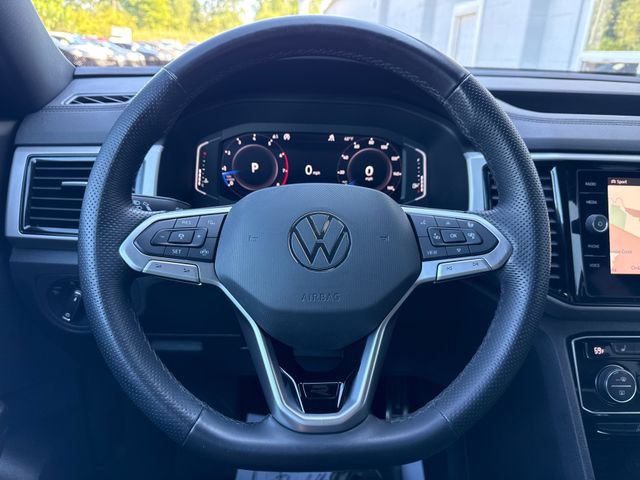 Used 2020 Volkswagen Atlas Cross Sport SEL R-Line AWD/4WD image 19