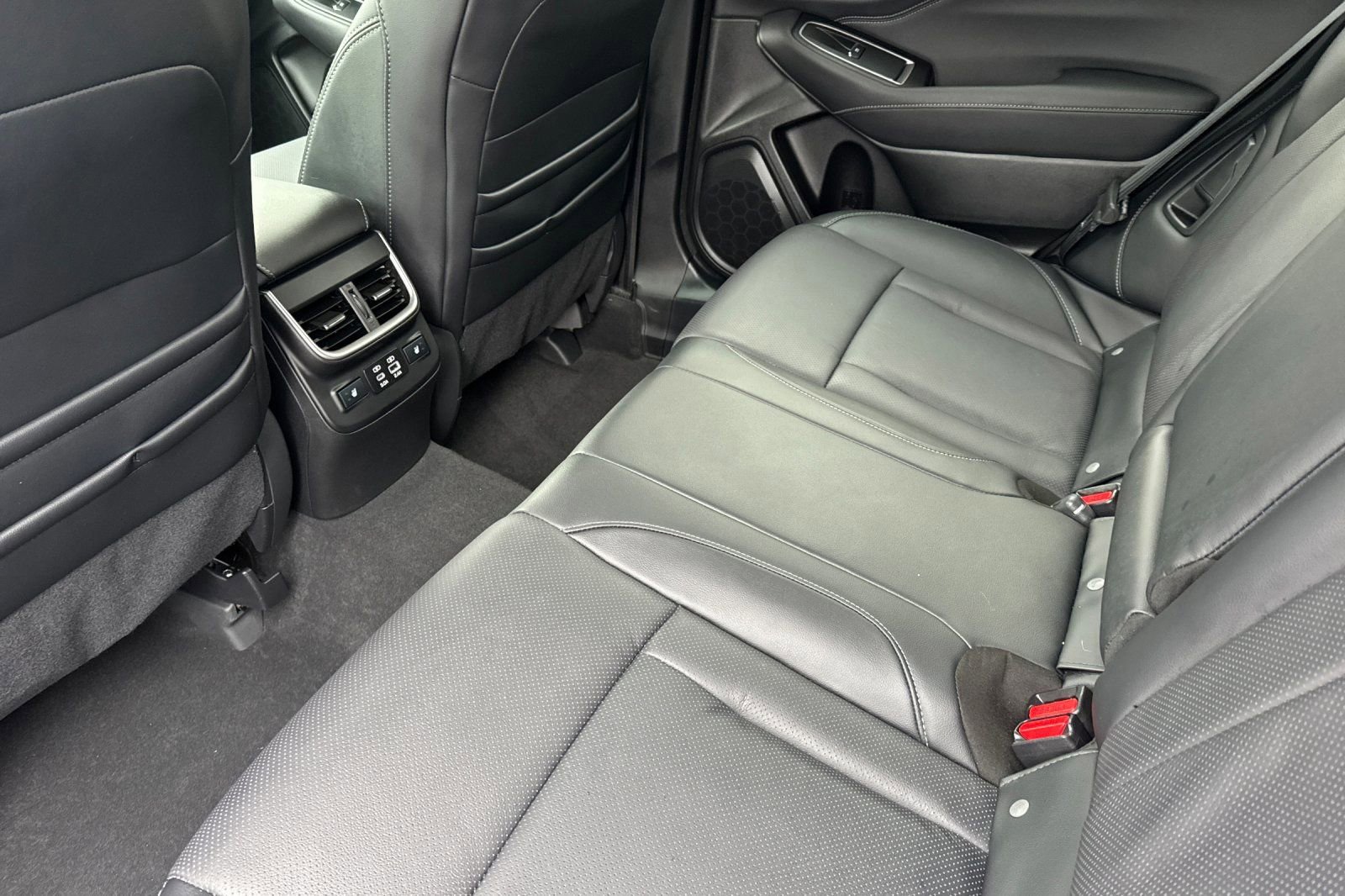 Certified 2025 Subaru Outback Limited image 14