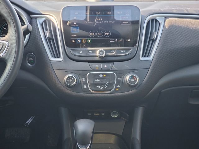 Used 2021 Chevrolet Malibu LS image 27