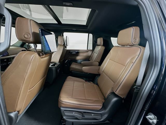 New 2026 Chevrolet Suburban High Country image 26