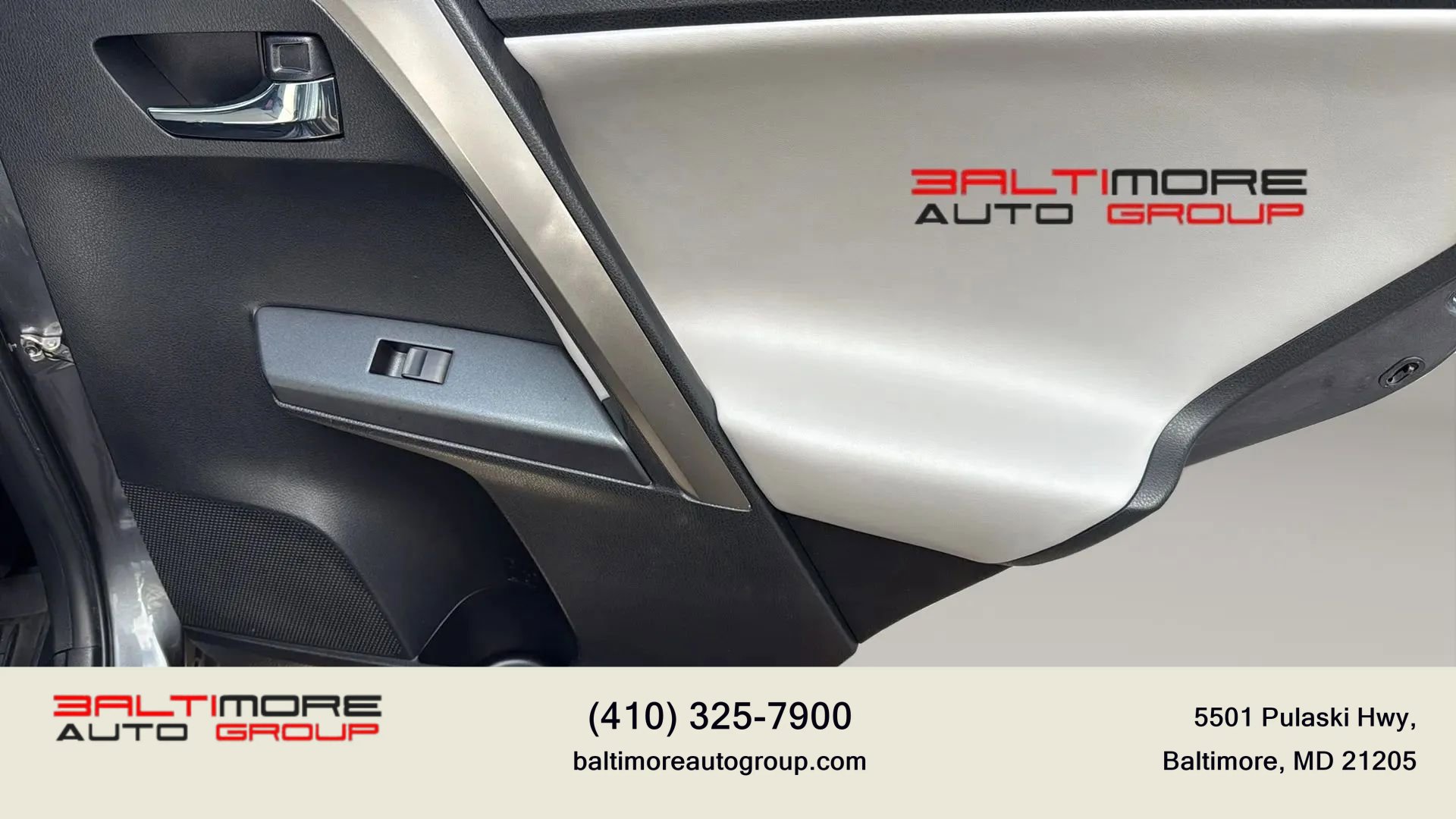 Used 2018 Toyota RAV4 XLE w/ Plus Extra Value Package image 29