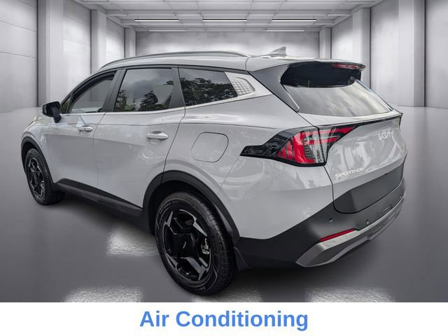 Used 2026 Kia Sportage EX image 9