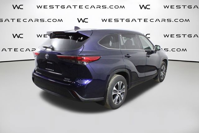 Used 2023 Toyota Highlander XLE image 43