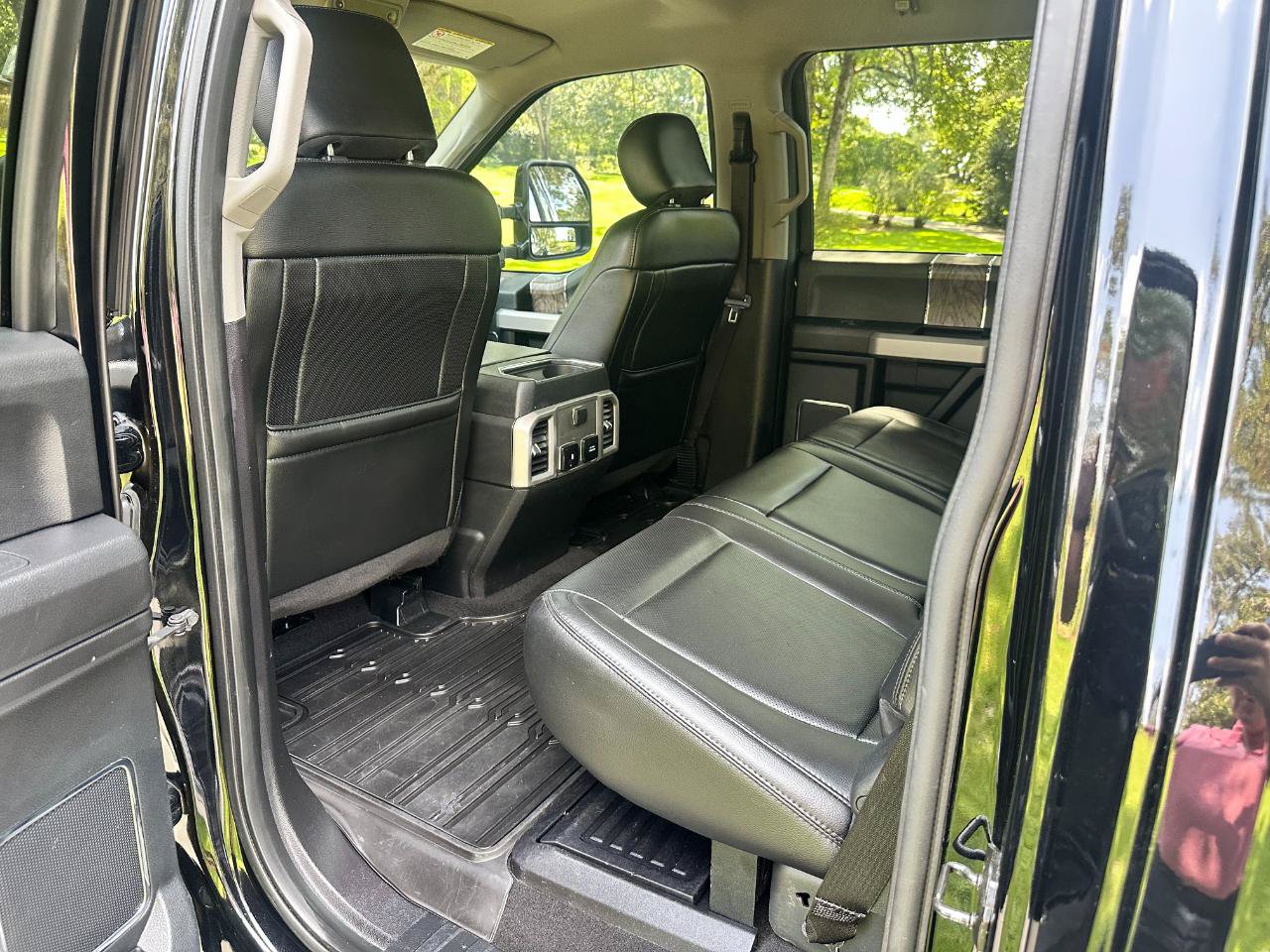 Used 2018 Ford F350 Lariat w/ Lariat Ultimate Package AWD/4WD image 15