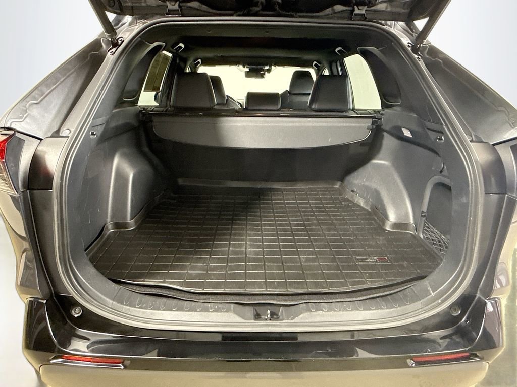 Used 2019 Toyota RAV4 XSE image 27