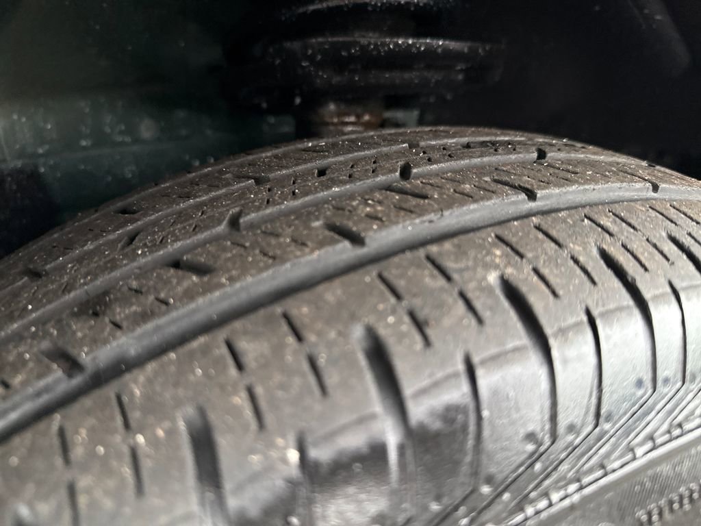 Used 2021 Chevrolet Trax LS image 31