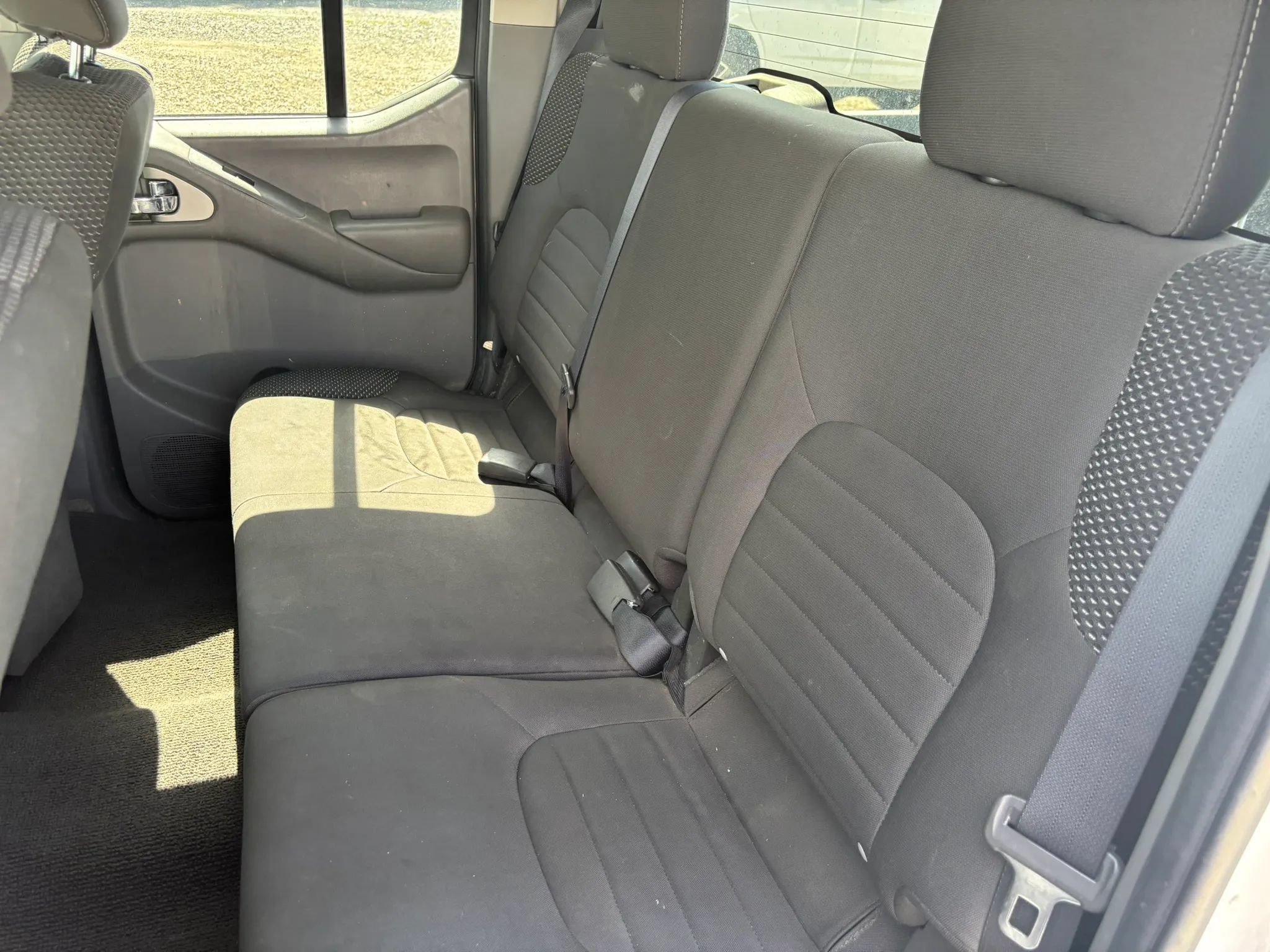 Used 2012 Nissan Frontier SV w/ Sport Appearance Pkg RWD image 12