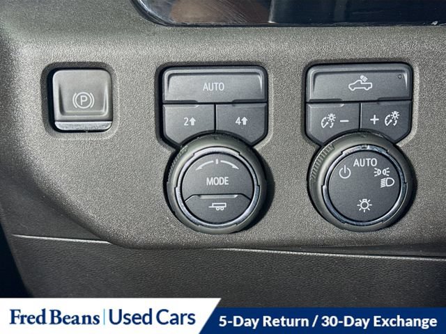 Used 2022 Chevrolet Silverado 1500 LT AWD/4WD image 15
