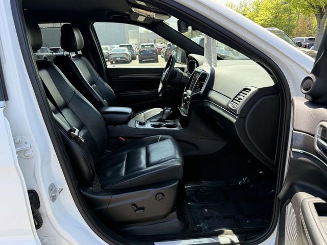 Used 2018 Jeep Grand Cherokee Limited AWD/4WD image 10