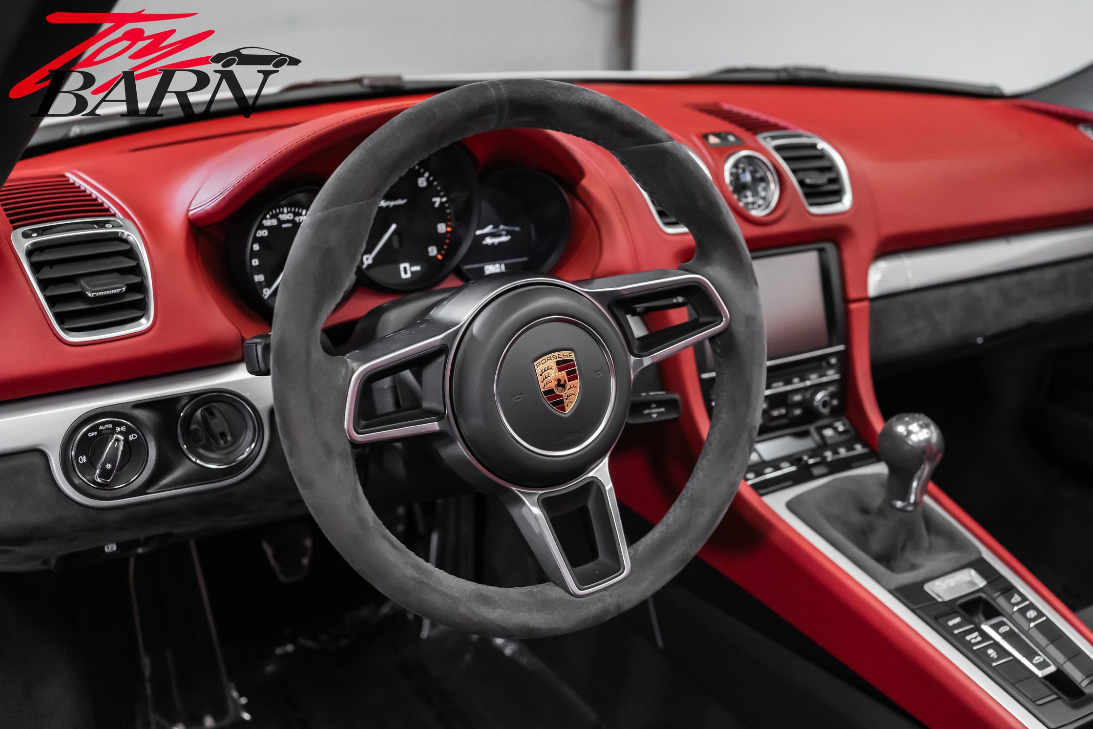 Used 2016 Porsche Boxster Spyder RWD image 36