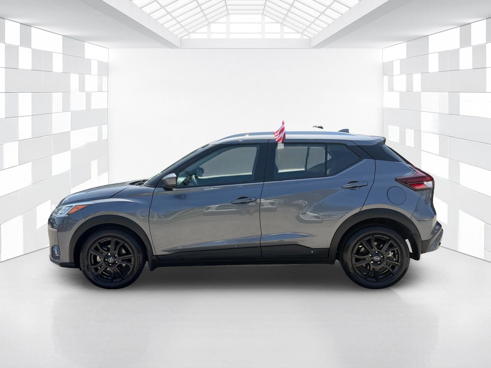 Certified 2024 Nissan Kicks SV w/ Interior Electronics Package FWD image 4