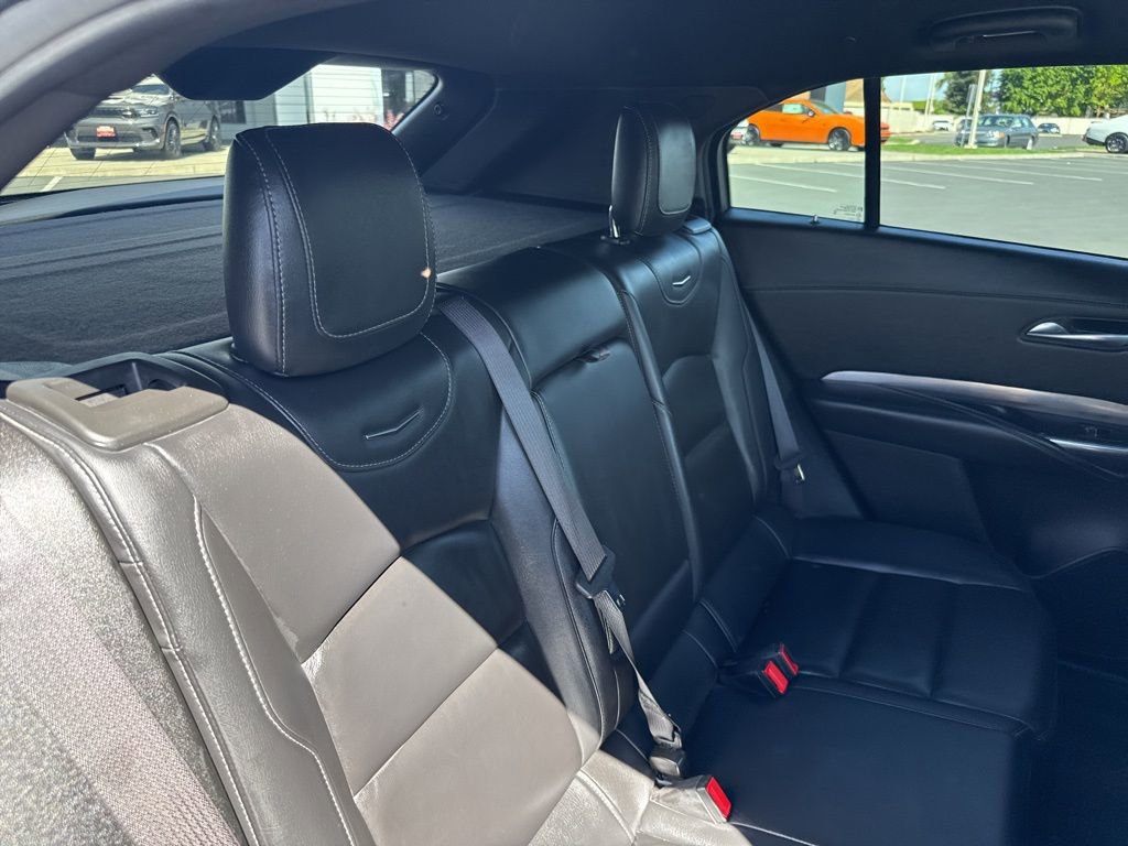 Used 2024 Cadillac XT4 Premium Luxury image 14