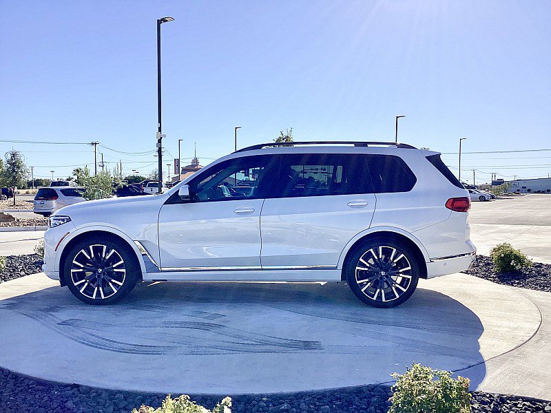 Used 2021 BMW X7 xDrive40i w/ Premium Package image 8