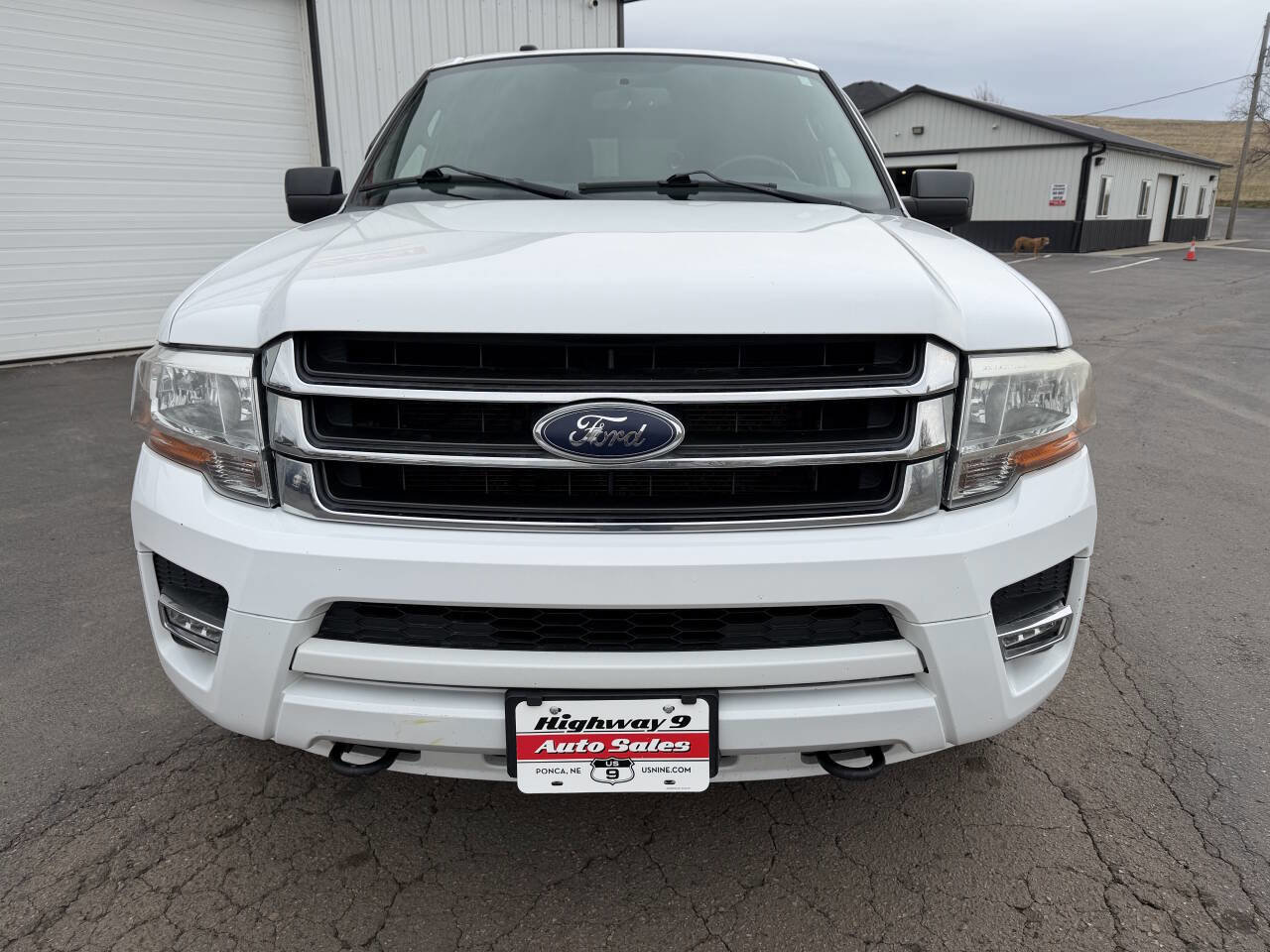 Used 2017 Ford Expedition EL XLT image 9