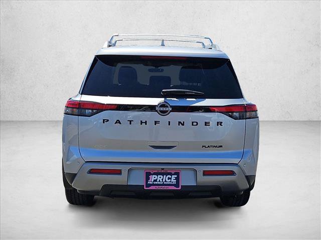 Used 2023 Nissan Pathfinder Platinum w/ Black Appearance Package FWD image 8