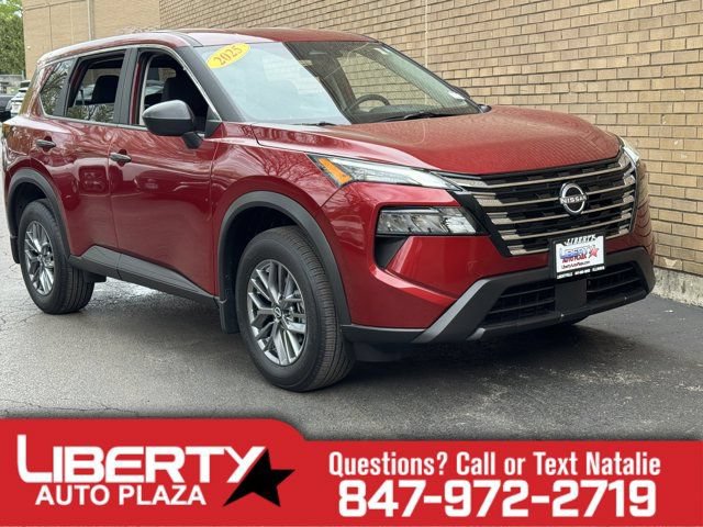 Used 2025 Nissan Rogue S AWD/4WD image 1
