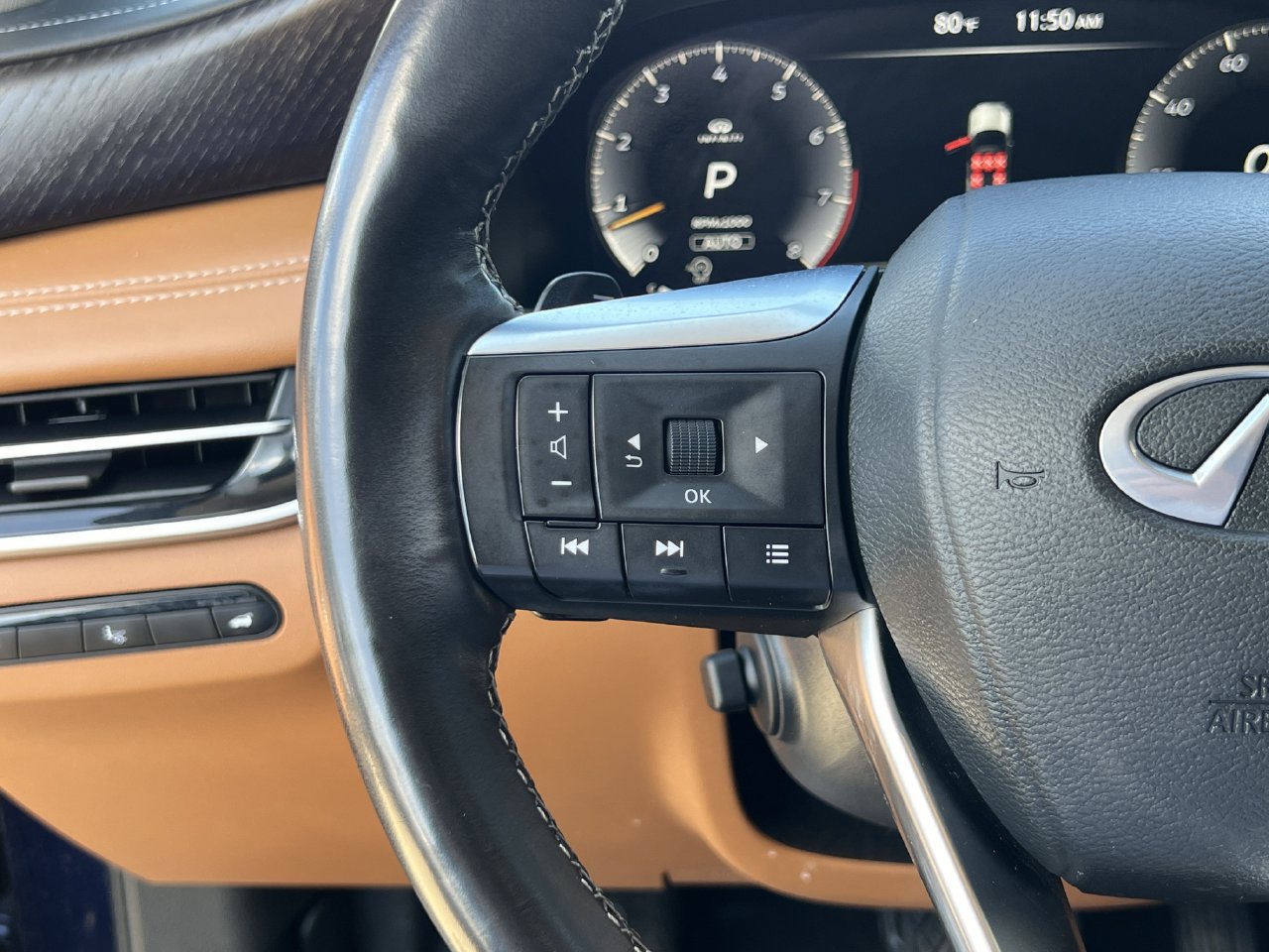 Used 2022 INFINITI QX60 Sensory w/ Vision Package AWD/4WD image 11
