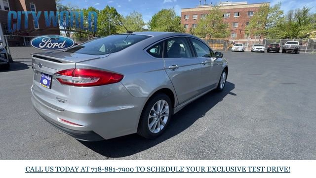 Used 2020 Ford Fusion Energi Titanium image 5