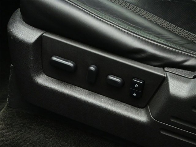Used 2013 Ford F150 Raptor w/ Luxury Equipment Group image 19