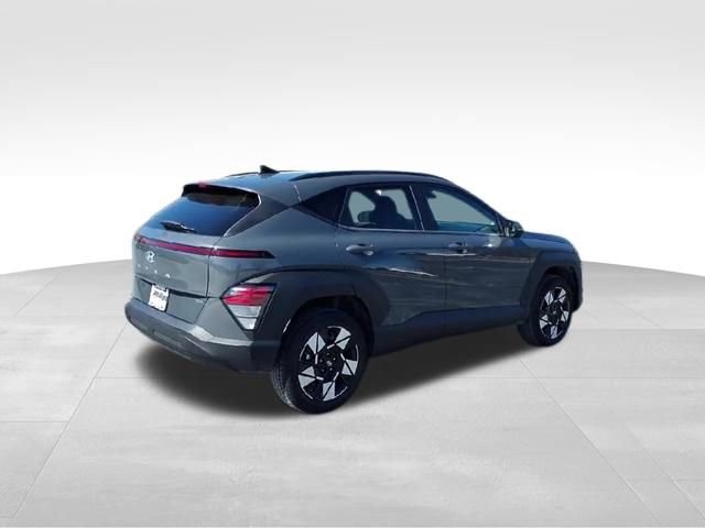 Used 2025 Hyundai Kona SEL image 11