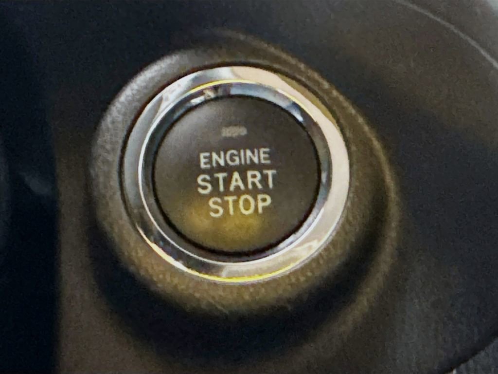 Used 2022 Subaru Forester Limited image 19