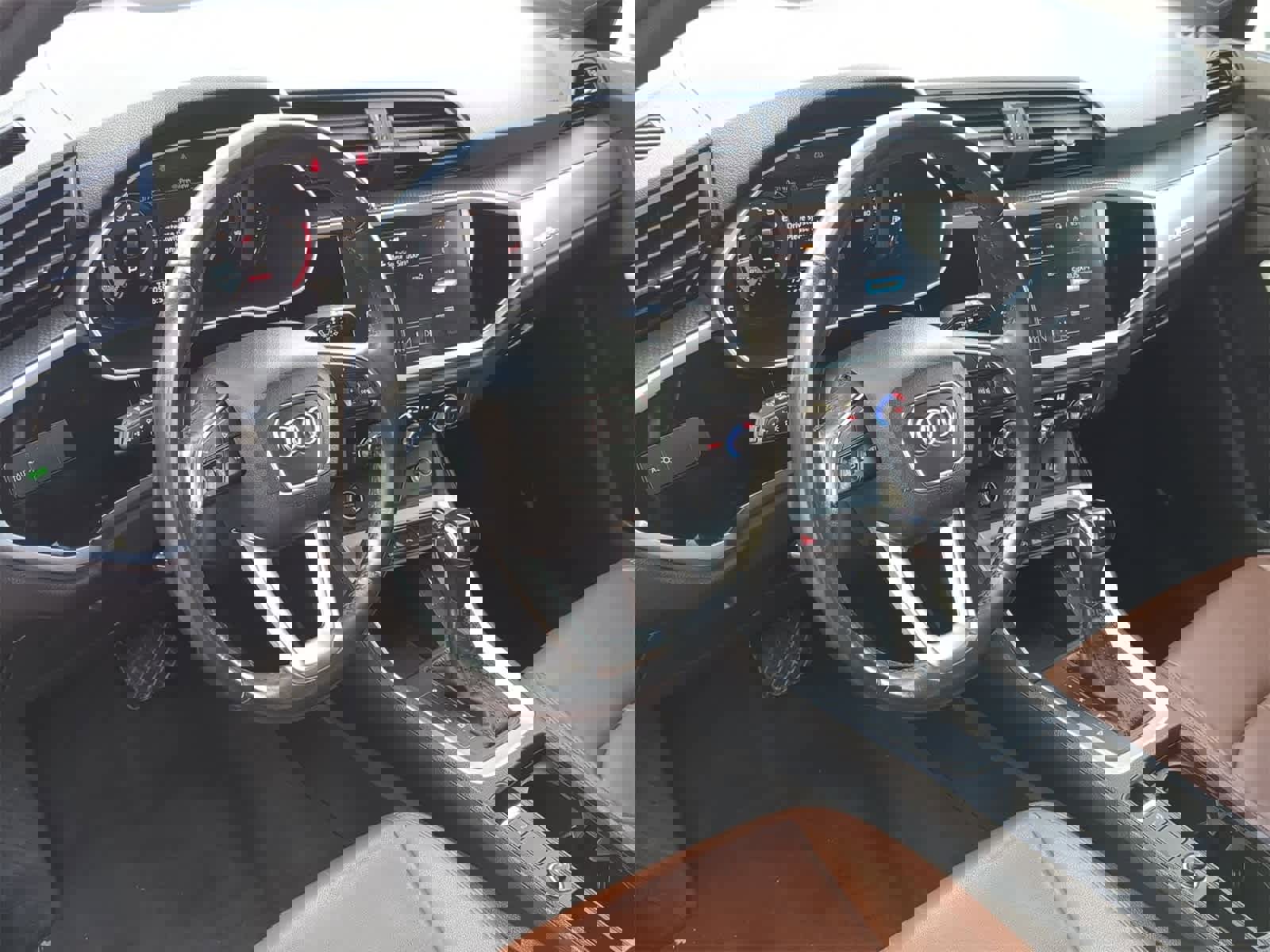 Used 2022 Audi Q3 2.0T Premium w/ Convenience Package image 10